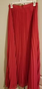 Pleated maxi skirt